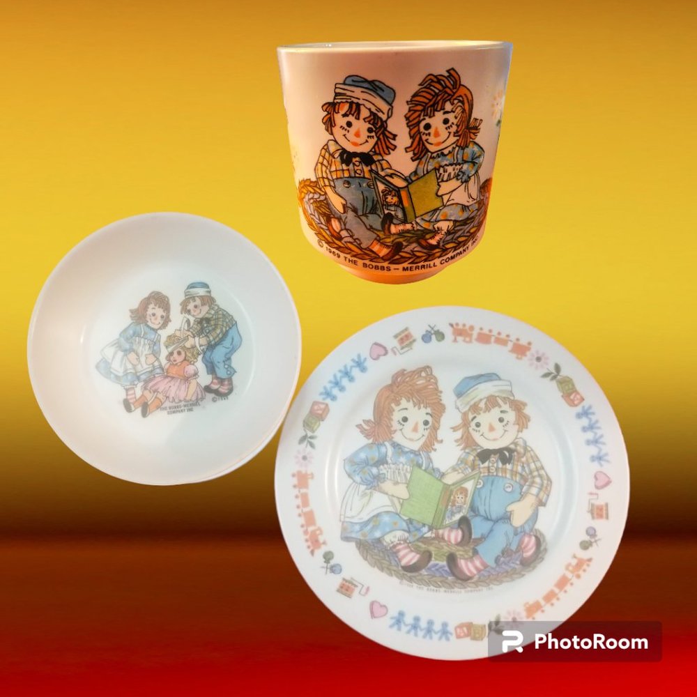 Vintage 1960s Raggedy Ann & Andy Oneida kids Plate Bowl & Cup 3 piece set  💗💗